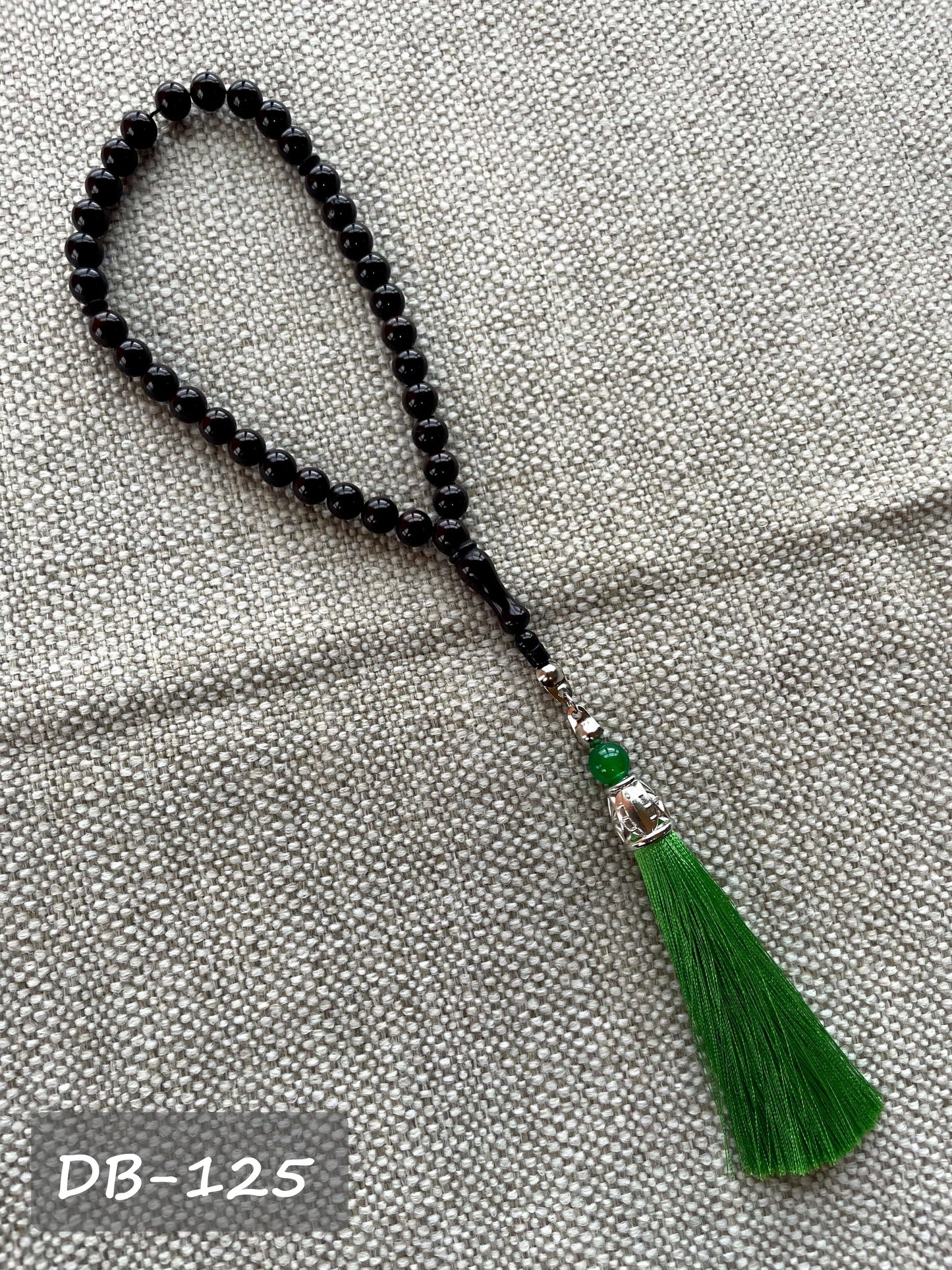Tasbih Koka 8mm x 33 w/Green Tassel (DB-125)