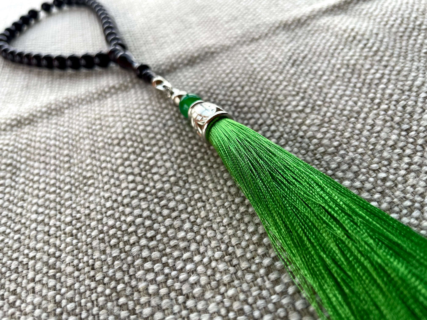 Tasbih Koka 8mm x 33 w/Green Tassel (DB-125)